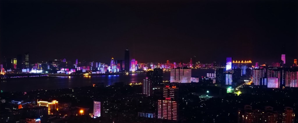 城市夜景點(diǎn)光源亮化工程看得見(jiàn)的城市溫度！(圖1)